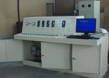 点击查看详细信息<br>标题：控制柜 阅读次数：4432